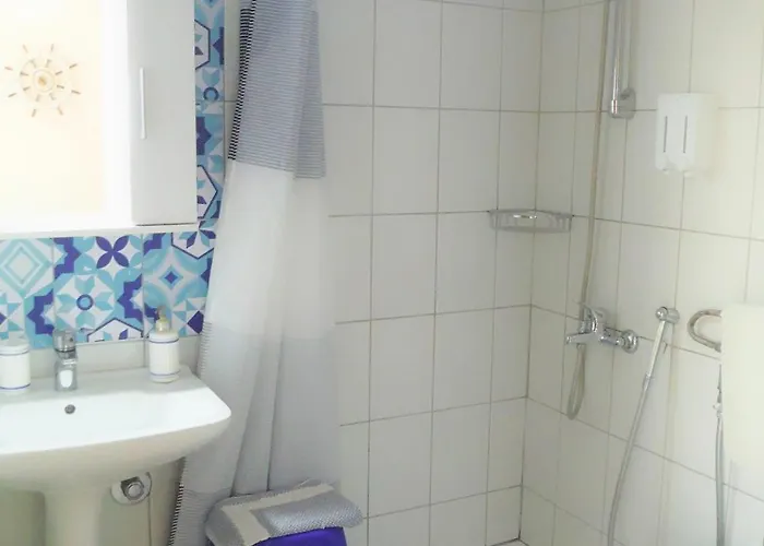 Port Pet Friendly 3* Liménasz